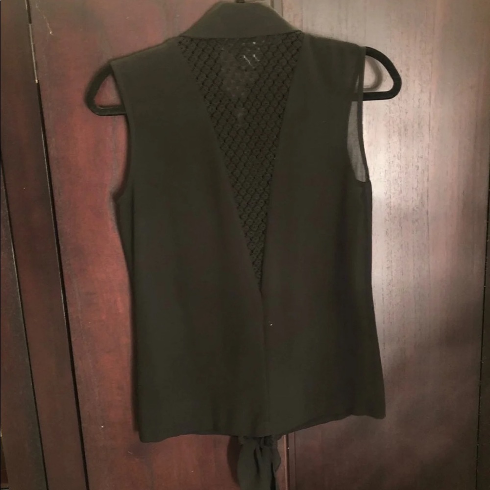 Top - Picture 3 of 3